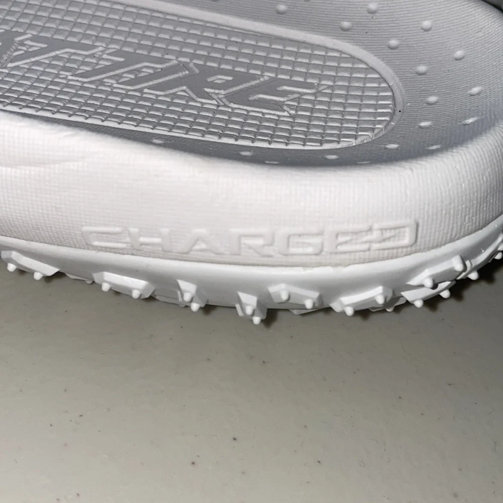 UNDER ARMOUR Unisex UA FT Sway Slides NEW, size 14M, 15.5,very comfy, last one!